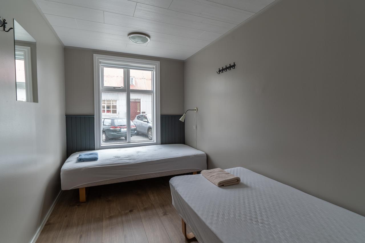 Isafjordur Hostel エクステリア 写真